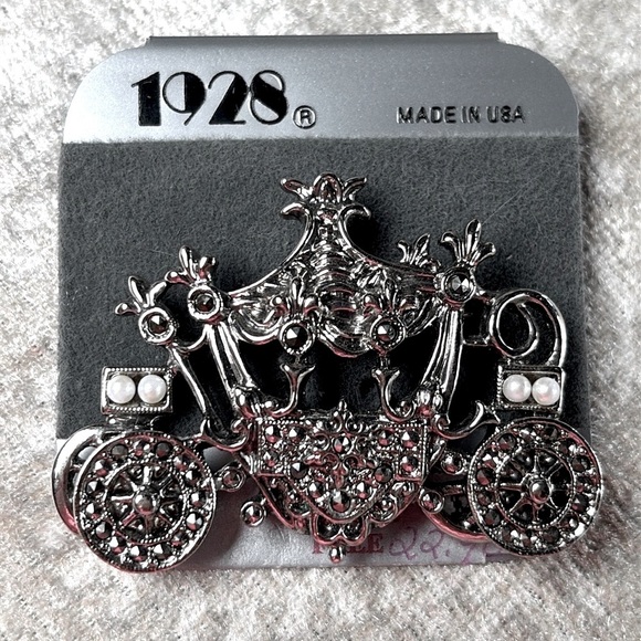 1928 Jewelry - Brand New 1928 Genuine Marcasite Carriage Coach Brooch Silver Tone Metal Pin